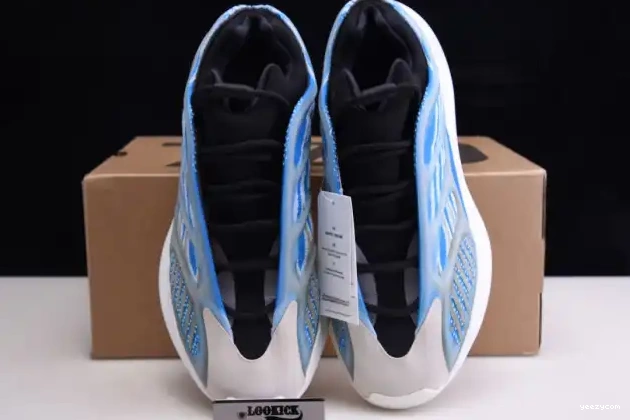 G54850 700 YEEZY IN GLOW DARK ADIDAS V3 THE 0704